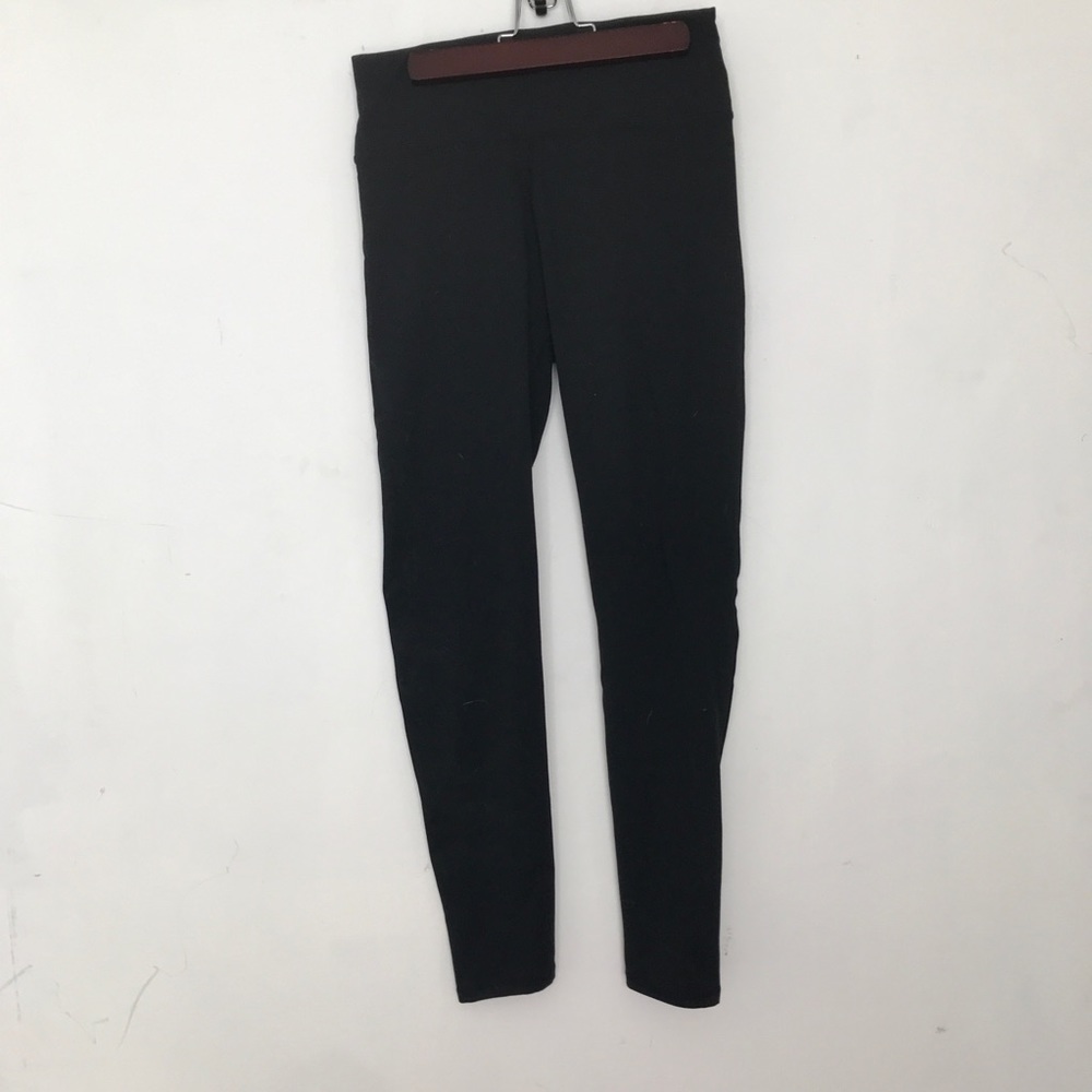 Fabletics High-Waisted Powerhold Legging - M